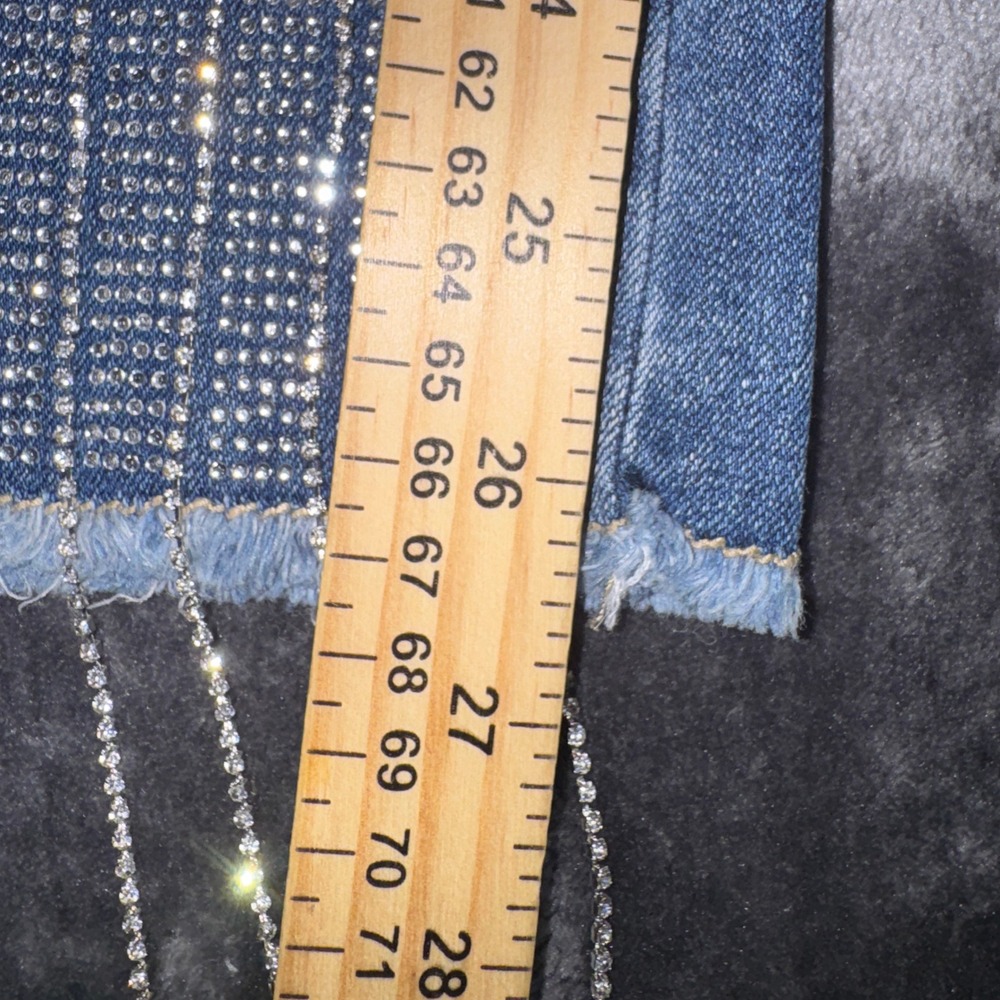 Versona Modern Skinny Jeans Medium Wash Rhinestone Fringe Hem Size 2 NWT - Picture 14 of 16